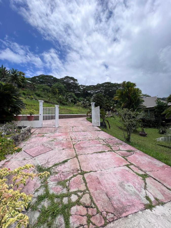 Rupe Rupe Lodge Uturoa Exterior foto
